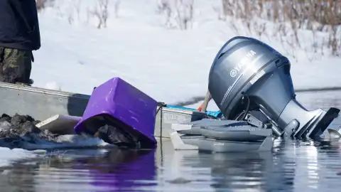 El deshielo pone en peligro el barco del hijo de Chip Hailstone El deshielo pone en peligro el barco del hijo de Chip Hailstone