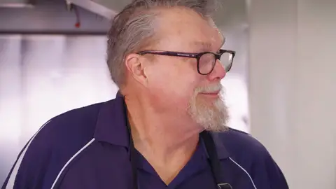 El nuevo descubrimiento de Noah Cappe: hamburguesa entre churros El nuevo descubrimiento de Noah Cappe: hamburguesa entre churros