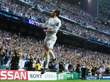 Bale celebra el gol ante el City
