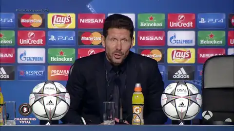 Simeone, durante la rueda de prensa posterior a la final de la Champions Simeone, durante la rueda de prensa posterior a la final de la Champions