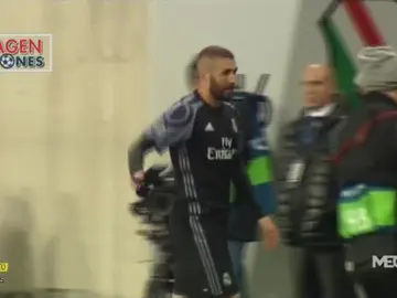 ¿Hay enfado de Benzema? ¿Hay enfado de Benzema?