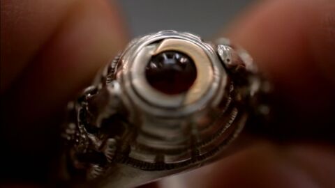 Frame 30.910159 de: El anillo de suicida que nunca perteneci&oacute; al ej&eacute;rcito alem&aacute;n