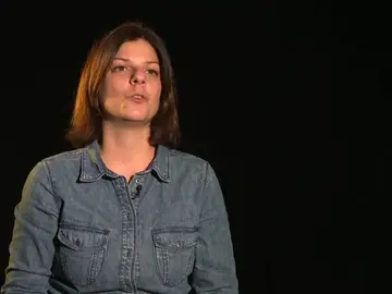 Frame 6.545729 de: 'Eva, un expediente abierto'  Frame 6.545729 de: 'Eva, un expediente abierto'