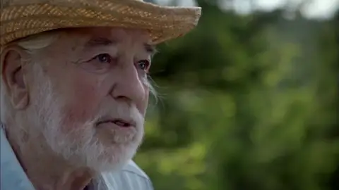 Hablamos con uno de los últimos hombres que asegura haber visto a 'Bigfoot' Hablamos con uno de los últimos hombres que asegura haber visto a 'Bigfoot'