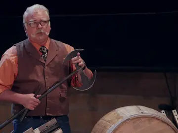 Forjado a fuego: Construyendo el mítico Tabar Forjado a fuego: Construyendo el mítico Tabar