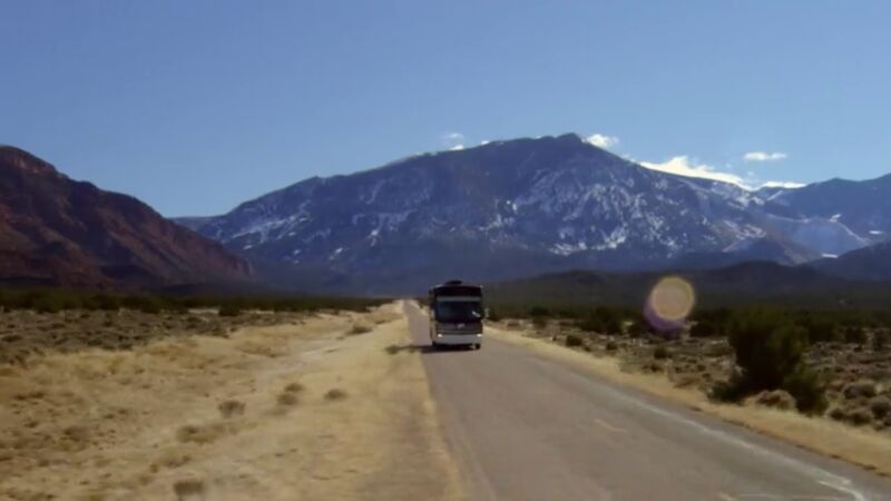 Mega, un mes más, canal masculino líder