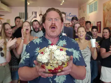 El reto de las 8 bolas de helado con 8 toppings El reto de las 8 bolas de helado con 8 toppings