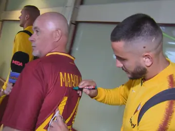 Duro con Manolas Duro con Manolas