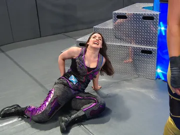 Nikki Cross Nikki Cross