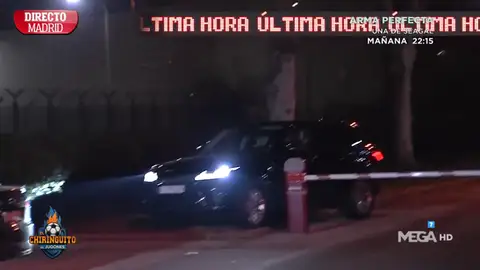 ¡Pillamos a Gil Marín saltándose la barrera del parking del aeropuerto para poder salir! ¡Pillamos a Gil Marín saltándose la barrera del parking del aeropuerto para poder salir!