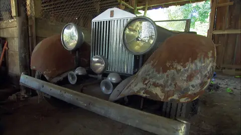Un Rolls Royce de los años 20 Cazatesoros