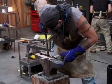 ¿Romperá Nicolás su cuchillo al templarlo? ¿Romperá Nicolás su cuchillo al templarlo?