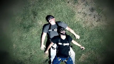 Este paracaidista sobrevivió a una caída de avión sin paracaídas Este paracaidista sobrevivió a una caída de avión sin paracaídas