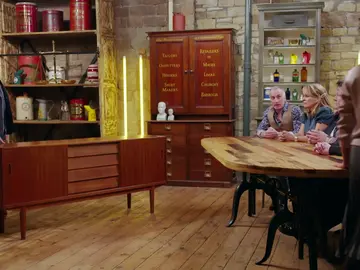 "Este es el mejor mueble que se vende ahora" "Este es el mejor mueble que se vende ahora"