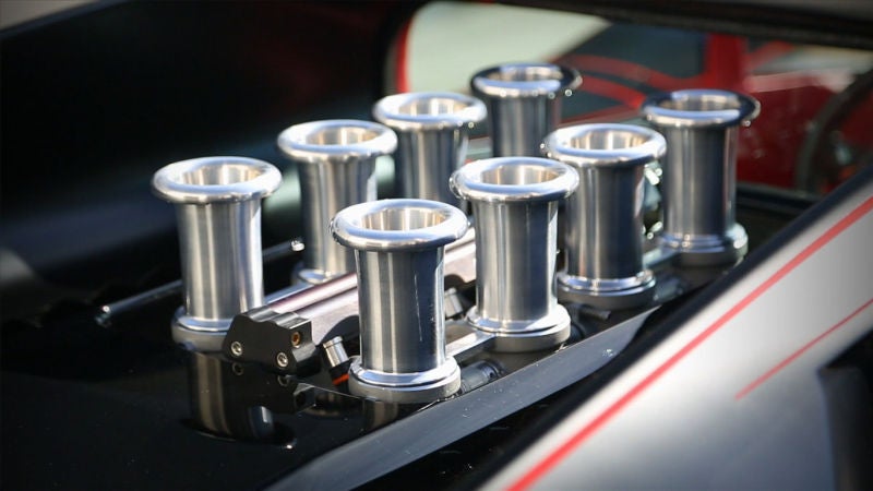 El equipo de 'Locos por los coches' convierte a este coche en una obra de arte sobre ruedas