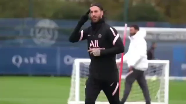 Ramos entrena con el grupo 