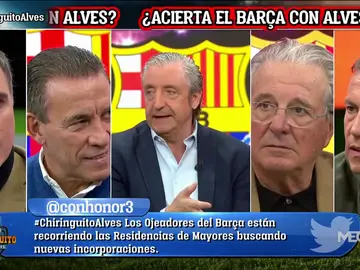 "Con la llegada de Alves... Xavi está retratando a Busquets, Piqué y Jordi Alba" "Con la llegada de Alves... Xavi está retratando a Busquets, Piqué y Jordi Alba"