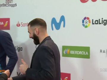 El gesto de Benzema tras ser preguntado por Mbappé