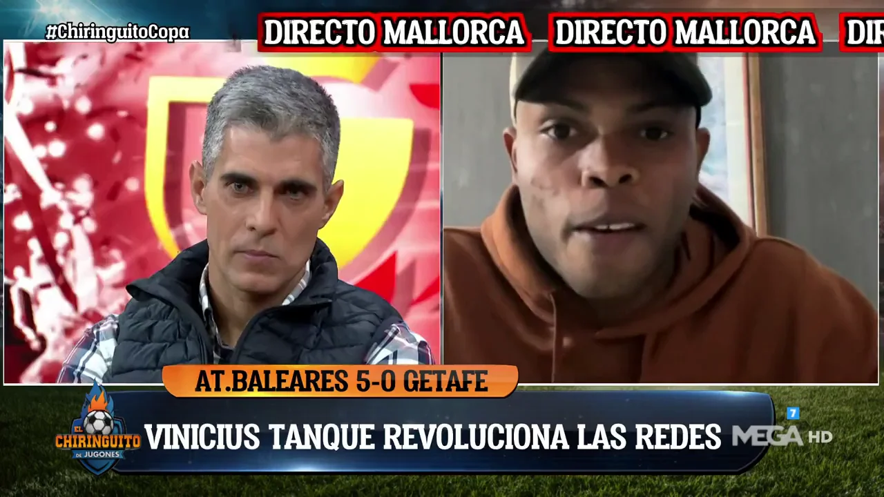 Vinicius Tanque, jugador del Atl&eacute;tico Baleares, celebra la clasificaci&oacute;n en Copa