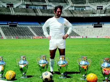 El homenaje más sentido de Josep Pedrerol a Paco Gento El homenaje más sentido de Josep Pedrerol a Paco Gento