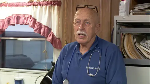 El Dr Pol regresa a la clínica El increíble Dr. Pol