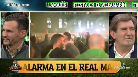 Espectacular celebración de los jugadores del Betis con la afición Espectacular celebración de los jugadores del Betis con la afición