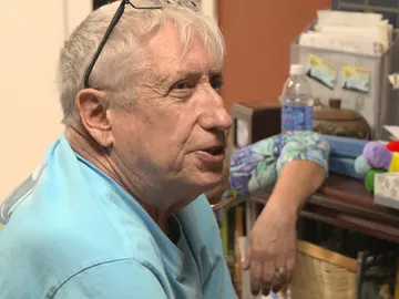 Se opone al tratamiento de la doctora Se opone al tratamiento de la doctora