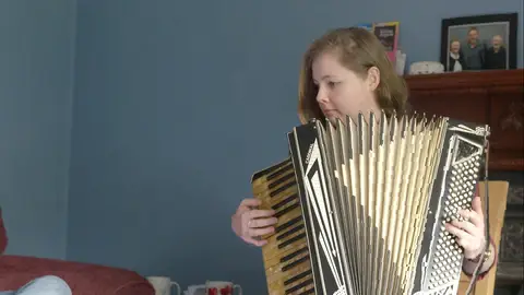 Acordeón restaurado La tienda de las restauraciones