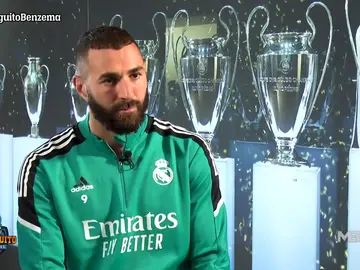 Benzema: "El ADN del Madrid es no bajar los brazos" Benzema: "El ADN del Madrid es no bajar los brazos"