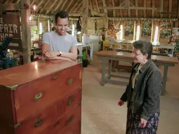 Llega a la tienda de las restauraciones una cómoda de la primera Guerra Mundial Llega a la tienda de las restauraciones una cómoda de la primera Guerra Mundial