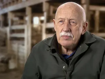 La salud del Dr. Pol se resiente después de muchos años trabajando con animales La salud del Dr. Pol se resiente después de muchos años trabajando con animales