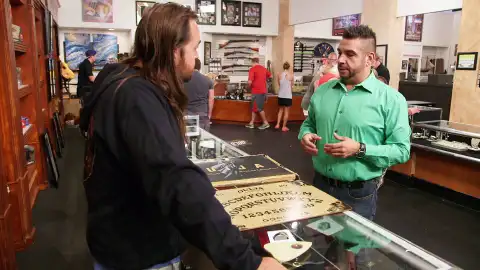 A la venta un tablero ouija de 1919 neox