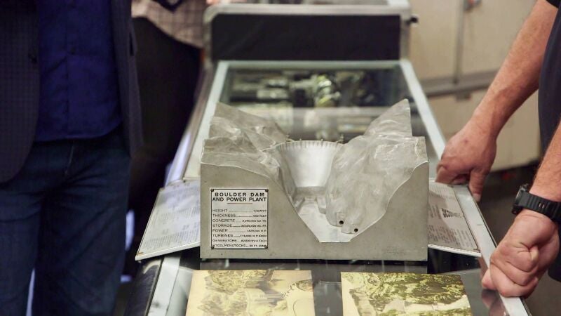 ¿Cuánto piden por esta maqueta de la presa Hoover de 1935?