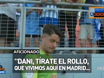 Dani Lorenzo le da su camiseta a un aficionado.. por 50 euros Dani Lorenzo le da su camiseta a un aficionado.. por 50 euros