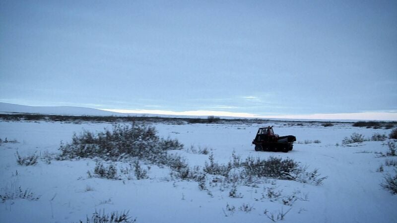 La desesperación de Sue por encontrar agua potable con la que sobrevivir durante el invierno
