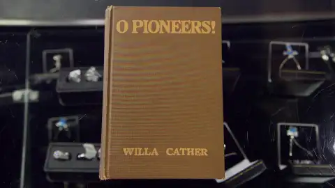 Cliente pierde 2.000 dólares al descubrir que su Pioneros de Willa Cather es una reedición Cliente pierde 2.000 dólares al descubrir que su Pioneros de Willa Cather es una reedición