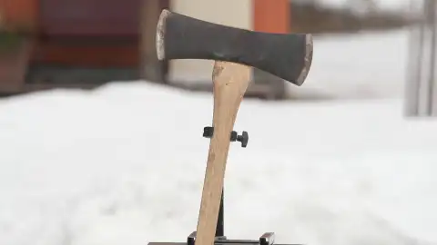 Hacha de doble filo Forjado a fuego