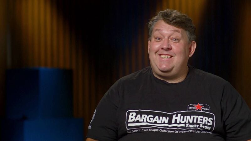 Fuerte enfrentamiento entre Rene y Dusty por hacerse con un trastero