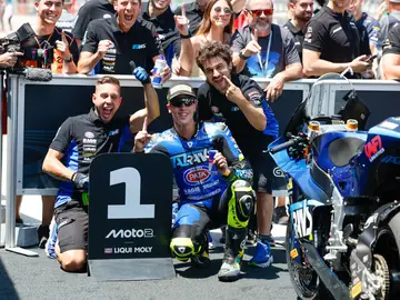 Diogo Moreira tras firmar la 'pole' en MotorLand Diogo Moreira tras firmar la 'pole' en MotorLand