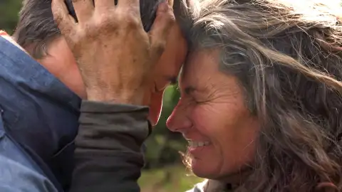 Gina Aislados Australia