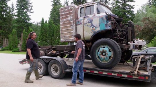 Shoaf apuesta por una joya &uacute;nica de Ford: el C-800 de 1956 con limpiaparabrisas panor&aacute;mico