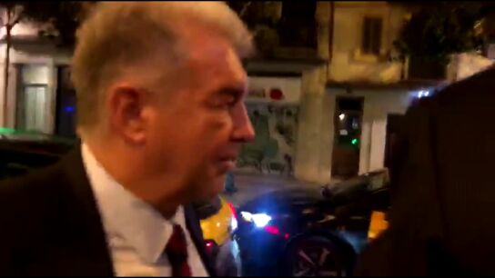 Laporta evita hablar tras reunirse con el agente de Lewandowski