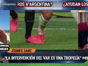 "Hay familiares de jugadores de Espa&ntilde;a muy indignados con el arbitraje a Argentina"
