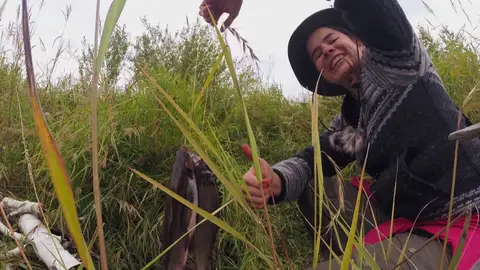 Carleigh empieza fuerte en Mongolia: saltamontes para cenar y tres peces en su primer día Carleigh empieza fuerte en Mongolia: saltamontes para cenar y tres peces en su primer día